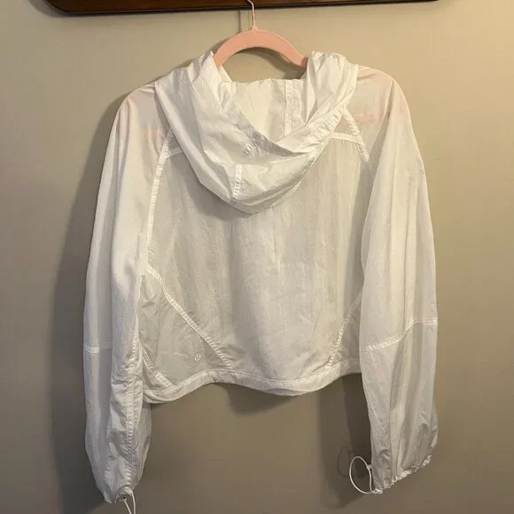Lululemon NWT Scuba Cropped Anorak, Oversized Fit in White Size 8 - Picture 8 of 8